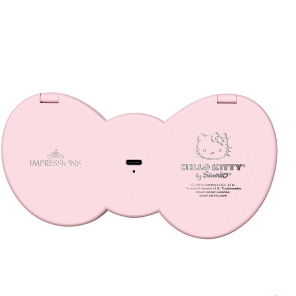 Hello Kitty® Bow shaped LED pink Compact Mirror new‎ - Picture 7 of 8